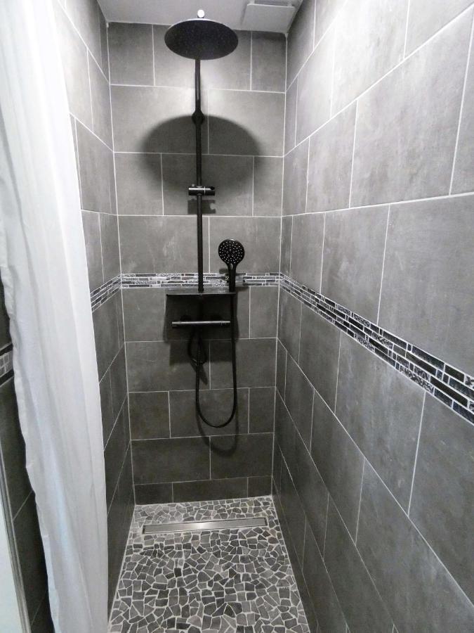 Proche Lac Du Salagou, Chambre Agreable Avec Salle D'Eau Et Wc Prive Лакост Экстерьер фото